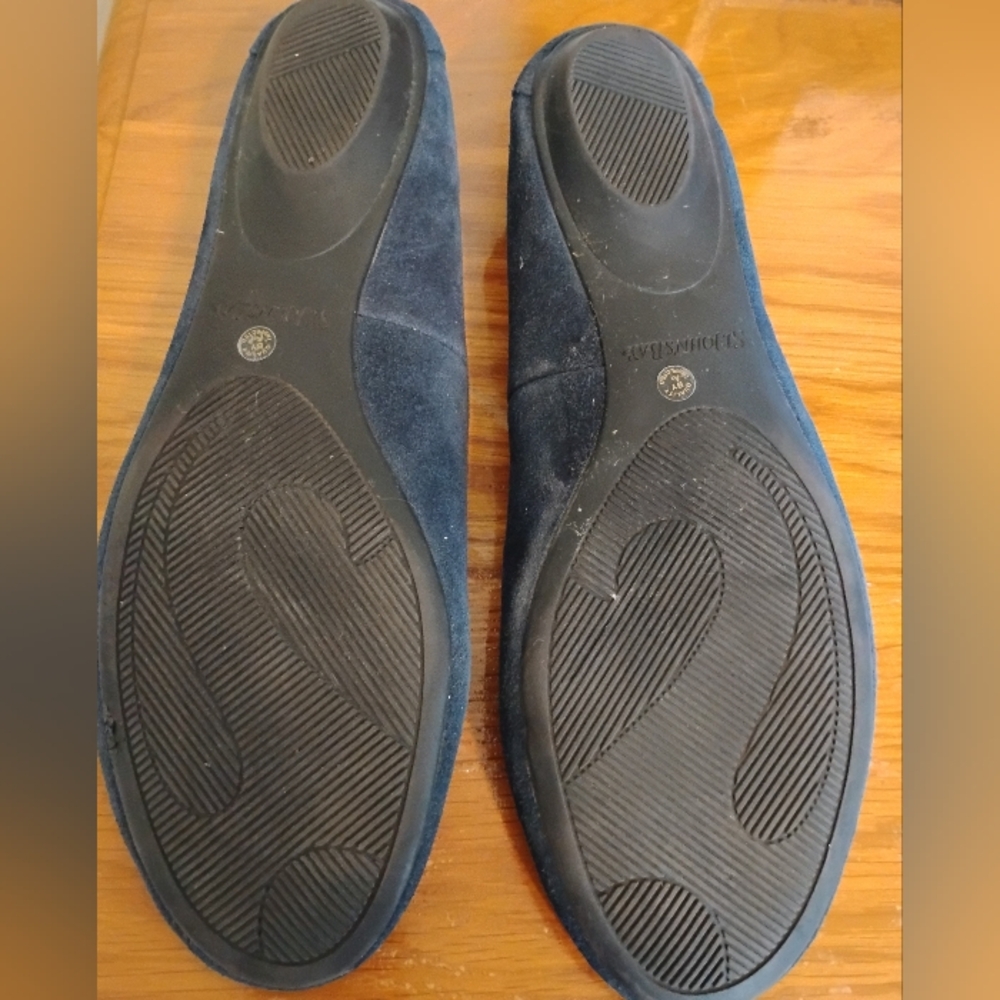 Women's Shoes size 10 St. John's Bay Elegant Blue Suede Flats - Picture 5 of 5